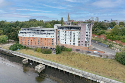 30 Bonners Raff, Chandlers Road... 1 bed apartment for sale