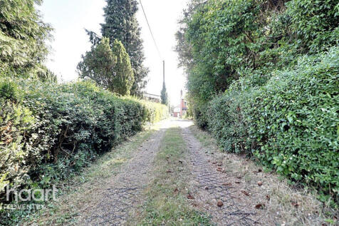 Lentons Lane, Coventry 4 bed cottage for sale
