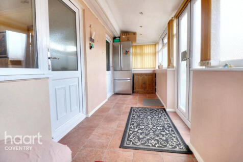 2 bedroom semi-detached bungalow for sale