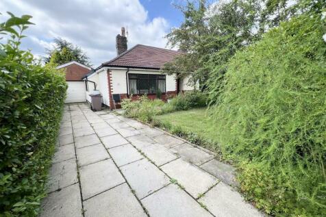 3 bedroom semi-detached bungalow for sale