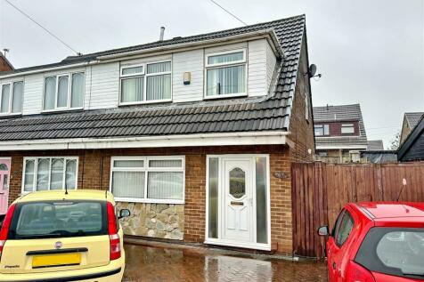 3 bedroom semi-detached house for sale