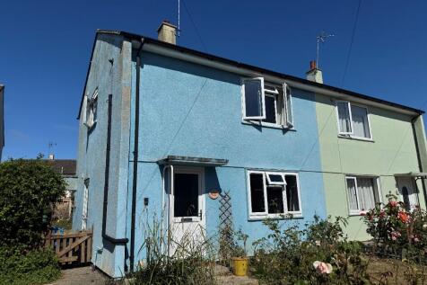 2 bedroom semi-detached house for sale