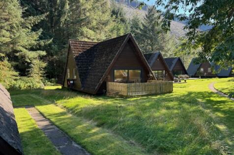 3 bedroom chalet for sale