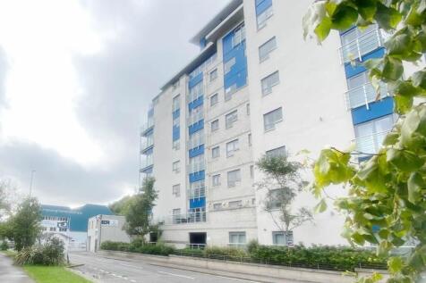 Polmuir Road, 2nd Floor Flat... 2 bed flat for sale
