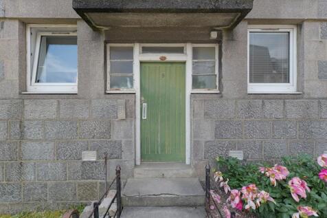Short Loanings, Aberdeen AB25 2 bed flat for sale