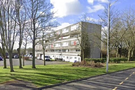 Waverley Court, Glenrothes, Fife KY6 4 bed flat for sale