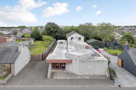 Development Opportunity with... 4 bed detached house for sale