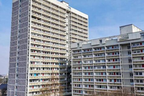 Seamount Court, Aberdeen AB25 2 bed flat for sale