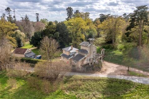 Coddenham, Ipswich, Suffolk, IP6 3 bed detached house for sale