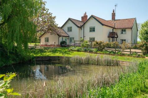 Charsfield, Woodbridge, Suffolk, IP13 5 bed detached house for sale