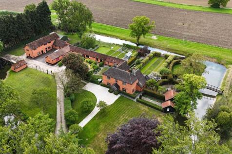 Middlewood Green, Stowmarket... 5 bed detached house for sale