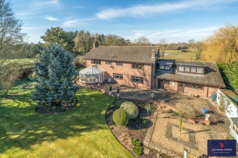Mildenhall Road, Barton Mills, Bury... 5 bed detached house for sale
