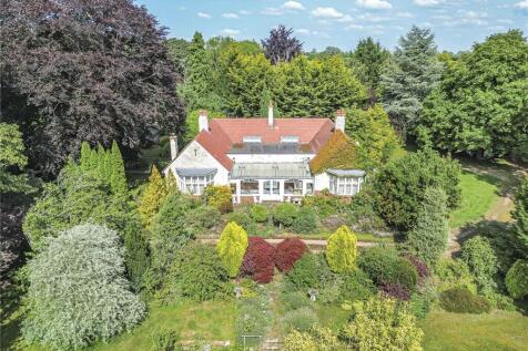 Odell Road, Odell, Bedfordshire, MK43 4 bed bungalow for sale