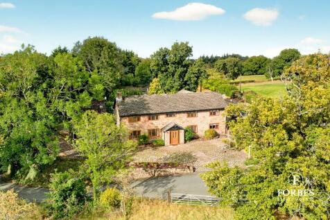 Back Lane, Heath Charnock PR6 4 bed semi