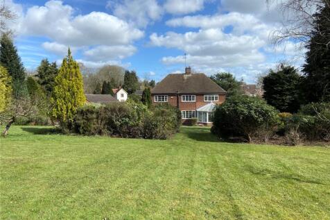 Bedford Road, Maulden, Bedfordshire... 4 bed detached house for sale