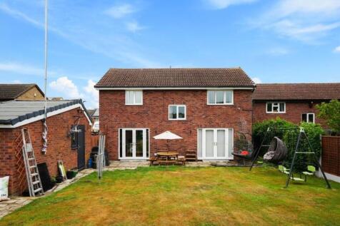 Dunlin Close, Thorpe Hesley... 4 bed detached house for sale