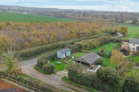 2 bedroom barn conversion for sale