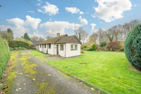 3 bedroom detached bungalow for sale