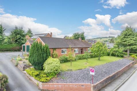 Castle Road, Richards Castle, Ludlow 3 bed detached bungalow for sale