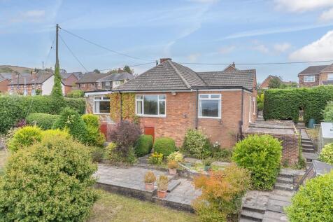 Tenbury Road, Clee Hill, Ludlow 3 bed detached bungalow for sale