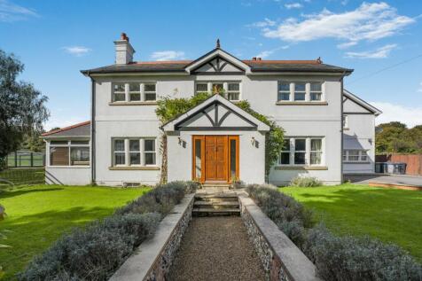 Oldstairs Road, Kingsdown, Deal, Kent 8 bed equestrian property for sale