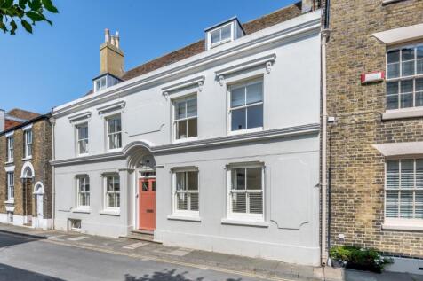 Middle Street, Deal, Kent 6 bed terraced house for sale