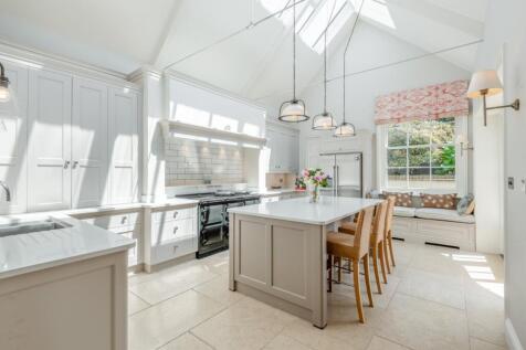Middle Street, Deal, Kent 6 bed terraced house for sale