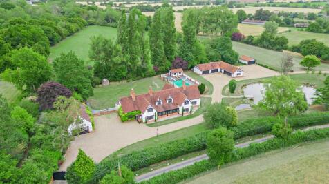 6 bedroom detached house for sale