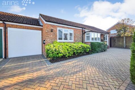 3 bedroom bungalow for sale