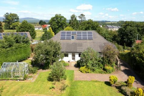 5 bedroom detached villa for sale