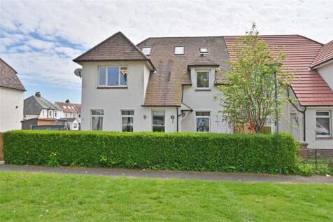 4 bedroom flat for sale