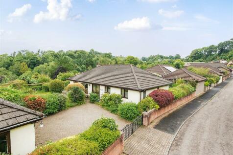 4 bedroom bungalow for sale