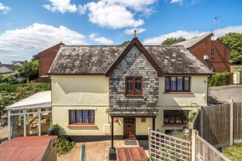 St. Andrews Road, Cullompton 4 bed detached house for sale