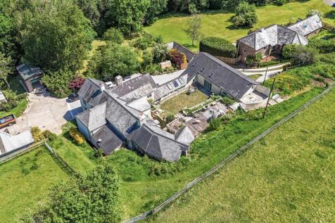Lewdown, Okehampton 5 bed detached house for sale