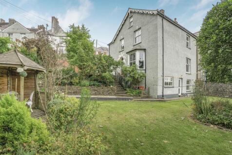 7 bedroom semi-detached house for sale