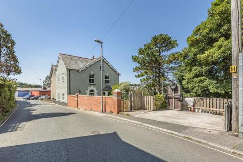 Dockacre Road, Launceston 7 bed detached house for sale