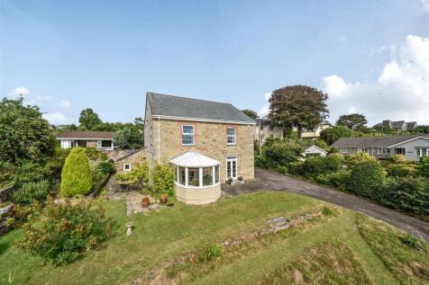48 Castle Street, Bodmin 4 bed detached house for sale