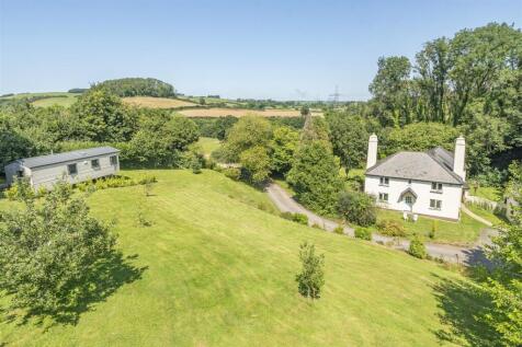 Buckfastleigh 4 bed detached house for sale