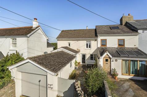 Park Lane, Blackawton, Totnes 2 bed semi