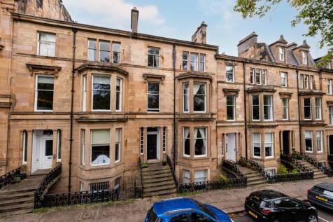 13 bedroom town house for sale