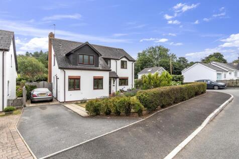 Down Close, Newton Poppleford, Sidmouth 4 bed detached house for sale