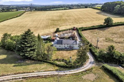 Lodge Lane, Axminster 4 bed detached house for sale