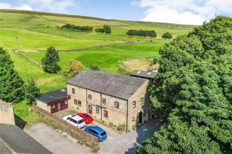 Larkfield, Keighley BD20 5 bed equestrian property for sale