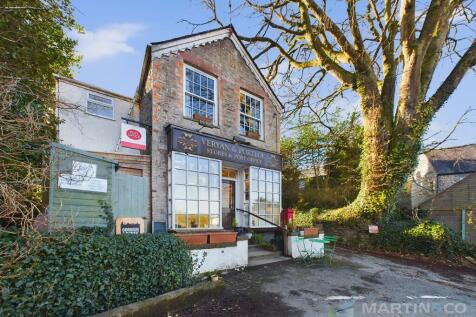 Veryan, Cornwall 5 bed barn conversion for sale