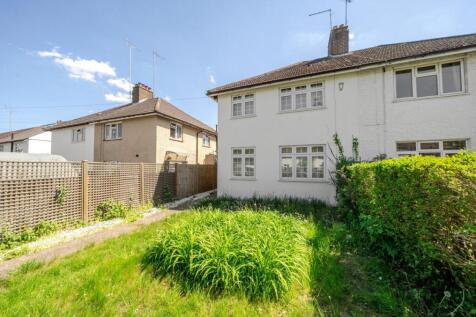 Halliwick Road, London, N10 3 bed semi