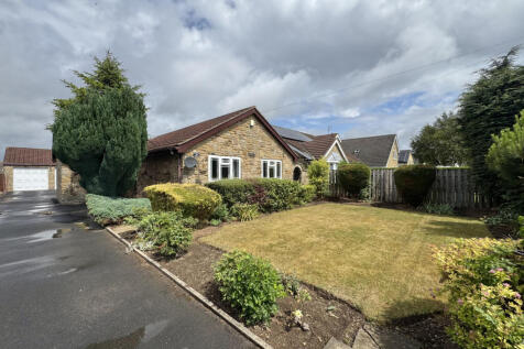 Carrfield Road, Barwick In Elmet 2 bed detached bungalow for sale
