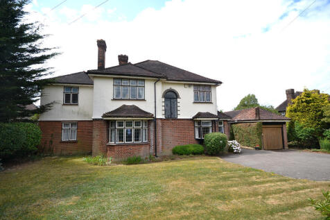 Hoe Lane, Abridge 4 bed detached house for sale
