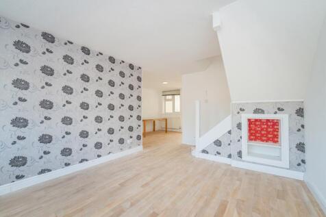 Marshalls Close, New Southgate N11 3 bed house for sale