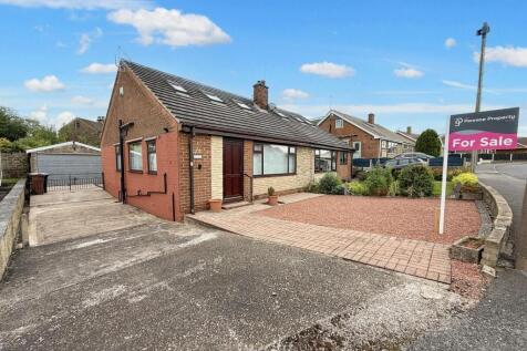 2 bedroom semi-detached house for sale