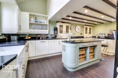 3 bedroom cottage for sale